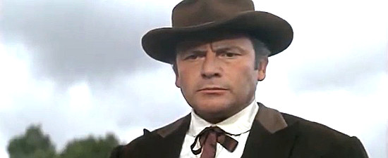 Pierre Cressoy (Peter Cross) as Clayton Ranchester in Adios Gringo (1965)