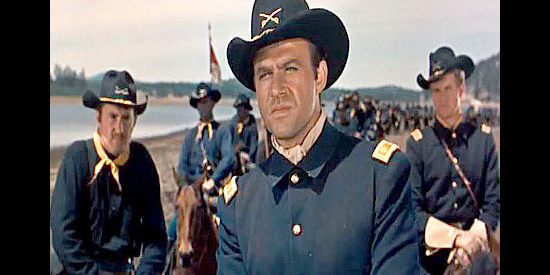 Rhodes Reason as Major Towns, eager to score a battlefield triumph over the Sioux in Yellowstone Kelly (1959)