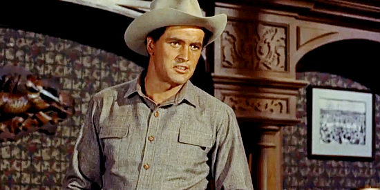 Rock Hudson as Ben Warren, trying to round up help in his search for a kidnapped fiance in Gun Fury (1953)