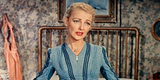 Virginia Grey as Roseanne Fraden, resigned to a bleak future with hotheaded husband Lou in No Name on the Bullet (1959)
