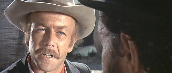 Emilio Delle Piane as Marshal in Arizona Colt Hired Gun (1971) 