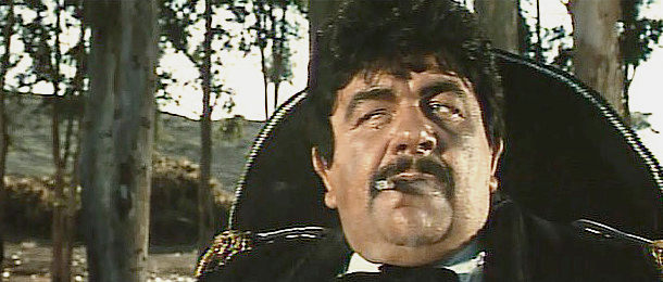 Franco Cobianchi d'Este as Gen Porfino in Long Days of Vengeance (1967)