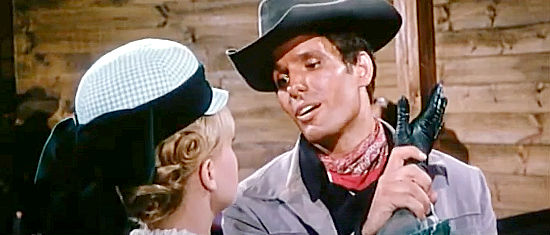 Giuliano Gemma (Montgomery Wood) as Gary Hammond gets his first glimpse of Connie Breastfull (Sophie Baumier) in Fort Yuma Gold (1966)