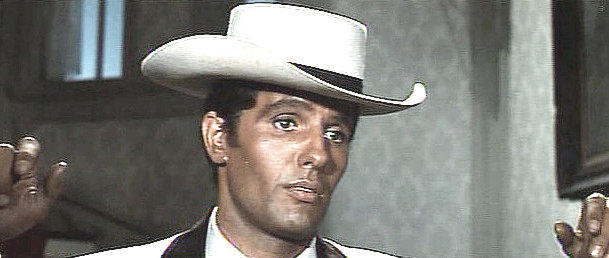 Giuliano Gemma as Ted Barnett in Long Days of Vengeance (1967)