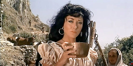 Lucia Bomez as Chiquita in El Cisco (1966)