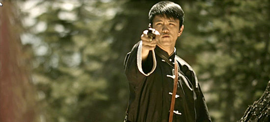 Jay Kwon as Kowloon, Baron Emerson's assistant, in A Good Day to Die (2015)