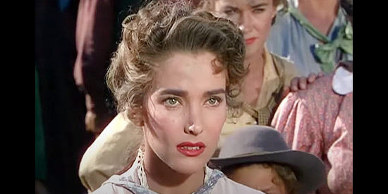 Julie Adams as Beth Anders, the young woman who believes in John Stroud in The Man from the Alamo (1953)