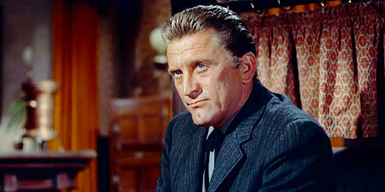 Kirk Douglas as Matt Morgan, determined to find the men who raped and killed his wife in Last Train from Gun Hill (1959)