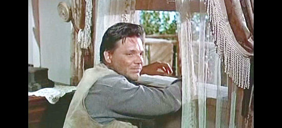 Neville Brand as Tarp Penny, ready to kill his dad to win the hand of a woman in Raw Edge (1956)