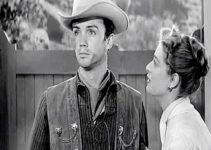 Ben Cooper as Johnny Shattuck and Anna Maria Alberghetti as Anita Valdez in Duel at Apache Wells (1957)