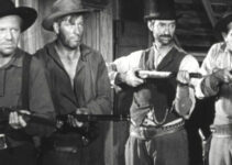 James Griffith as Pa Clellan and part of his gang terrorizing stage passengers in Seven Guns to Mesa (1958)