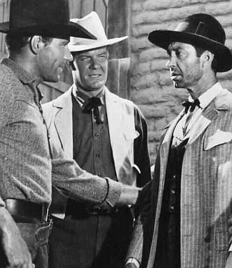 Philip Carey as Clay Hollister, Andrew Duggan as Murray Fallam and James Griffith as Frank Hollister in Return to Warbow (1958)