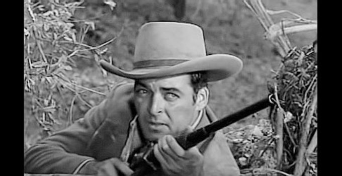 Rory Calhoun as Tate, prepared to put an end to an Indian uprising in Ride Out for Revenge (1957)