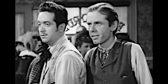 Tommy Noonan as Charlie Ford and Clifton Young as Bob Ford, brothers concerned by rumors that Jesse is still alive in The Return of Jesse James (1950)