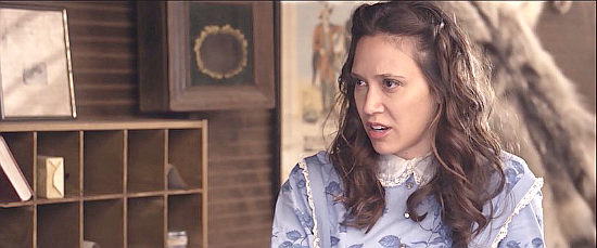Melissa Strom as Roberta Gold in Western Religion (2015)