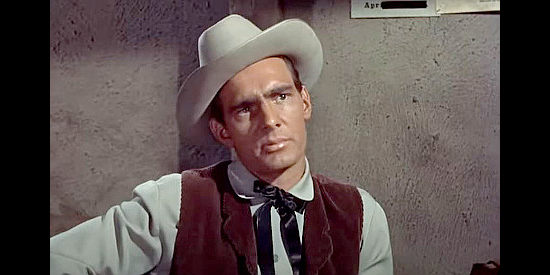 Dennis Weaver as Cylde Gibbons, sheriff of Ocatilla, about to face some tough decisions in Ten Wanted Men (1955)