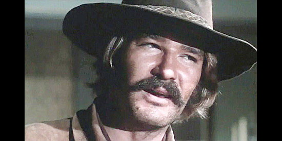 Daniel Martin as Slim, leade rof the land-grabbing ruffians in The Return of Clint the Stranger (1971)