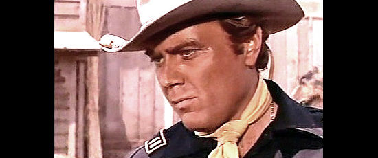 Ettore Manni as Lt. Stafford, head of the cavalry detail, in The Stranger Returns (1968)