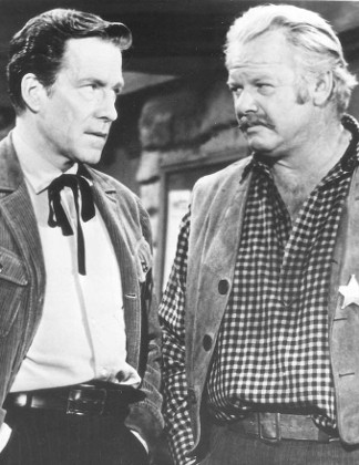 Hugh Marlowe as Judge Jonas Stone and Alan Hale Jr. as Sheriff Millard in The Long Rope (1961)
