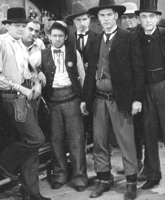Russell Hopton as Luther Johnson, Raymond Hatton as Deadwood, Walter Huston as Frame Johnson and Harry Carey as Ed Brandt in Law and Order (1932)