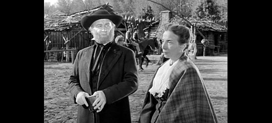 Tom Tully as Parson Jackson and Sara Haden as Mrs. Jackson, about to arrange a marriage in Rachel and the Stranger (1948)