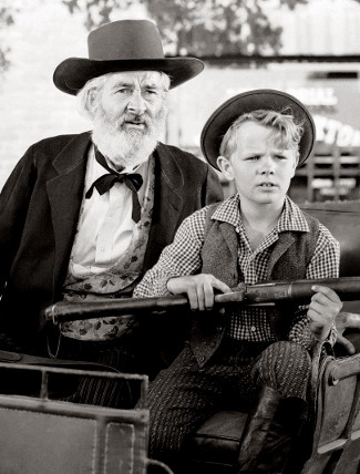 Gabby Hayes as John J. Pettit and Gary Gray as Johnny in Return of the Bad Men (1948)