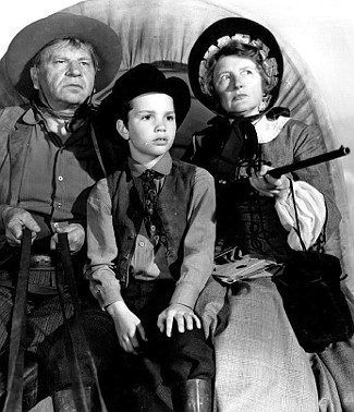 Wallace Beery as Marmaduke Baggott with Darryl Hickman as Tommy Gargan and Marjorie Main as Clementine Tucker in Jackass Mail (1942)