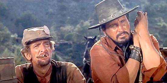 Ed Bakey as Happy and Armando Silvestre as Sawyer, two of Jack Remy's men, in Barquero (1970)
