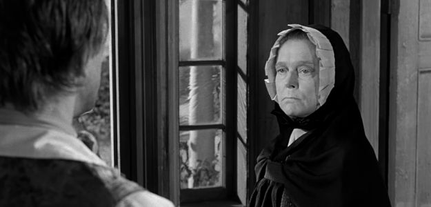Eve Le Gallienne as Mrs. Dudgeon, putting a curse on her youngest son Richard in The Devil's Disciple (1959)