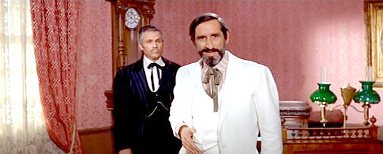 Giovanni Pallavicinio as York, a banker victimized by the major's gang in The Longest Hunt (1968)
