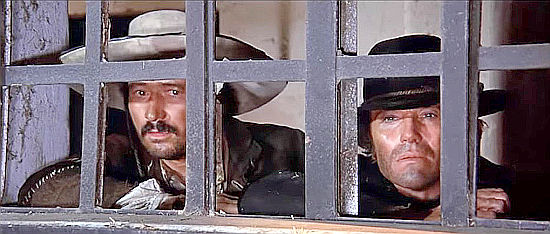 Glauco Onorato as Carranza and Anthony Steffen as Django, snooping on gun-runners in “A Man Called Django” (1971)