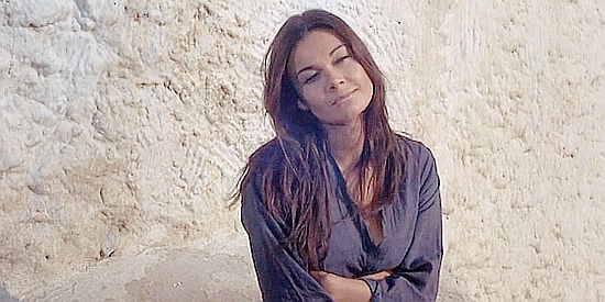 Imogen Hassall as Dolores, one of the women the Mexican soldiers abuse in El Condor (1970)