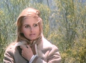 Jill Ireland as Catherine in Chino (1973)