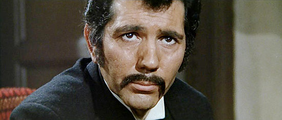 Jose Guardiola as McCloud, a Delgado ally, in Texas Adios (1966)