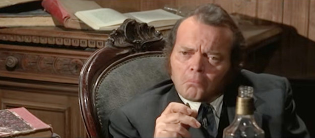 Luciano Pigozzi as Dr. Rosenthal in The Price of Death (1972)