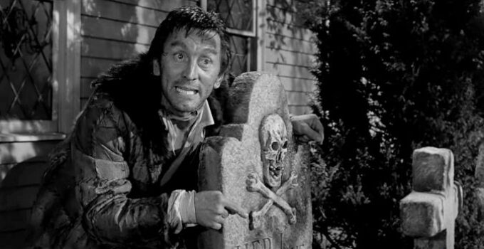 Kirk Douglas as Richard Dudgeon, man of constant mischief in The Devil's Disciple (1959)