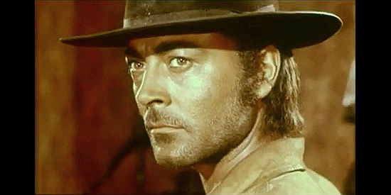 Gianni Medici (John Hamilton) as Chaliko, the stranger who crosses town boss Major Bower in Vengeance for Vengeance (1968)