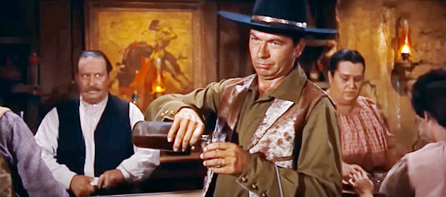 Claude Akins as Joe Burdette, the man Sheriff Chance jails, knowing there will be repurcussions in Rio Bravo (1959)