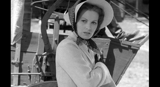 Maureen O'Hara as Kathleen Yorke, arriving to take her son home in Rio Grande (1950)