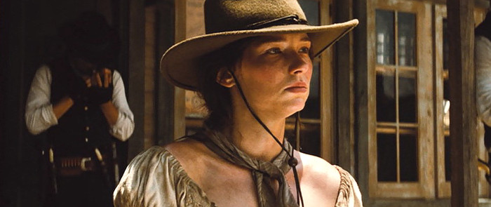 Haley Bennett as Emma Cullen in The Magnificent Seven (2016)
