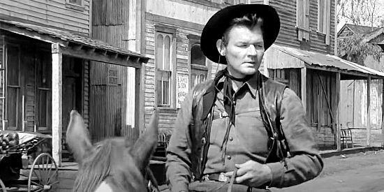 Leo Gordon as Ed Pinchot, one of Dade Holman's fast guns in Man with the Gun (1955)