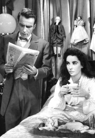 Montgomery Clift as John Shawnessy with Elizabeth Taylor as Susanna Drake in Raintree County (1957)