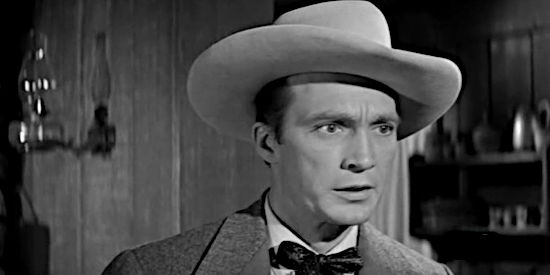 Warren Steves as Mike Ferris, willing to pay $3,000 for Maybe Smith's gun because of the power he thinks it has in Man or Gun (1958)