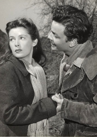 Barbara Bates as Barbara Purcell and Richard Hylton as Clyde Maxwell in The Secret of Convict Lake (1951)