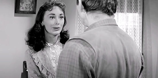 Fintan Meyler as Sally Crane, trying to reason with Luke Welch in Showdown at Boot Hill (1958)
