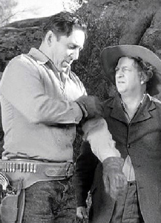George O'Brien with Larry Fine in Gold Raiders (1951)