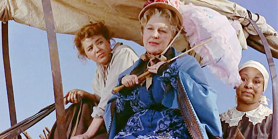 Jeff Donnell as Mary Wheller, Isobel Elsom as Mrs. Ogden and Ernestine Wade as Hetty arrive at the mission in The Guns of Fort Petticoat (1957)