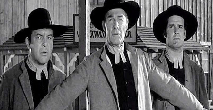 Gordon Jones as Wilber Clegg, Randolph Scott as Buck Devlin and James Garner as John Maitland in Shoot-out at Medicine Bend (1957)