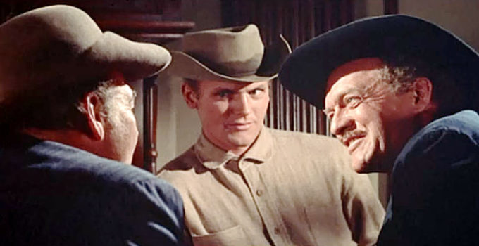 ab Hunter as Ed Hackett and Van Heflin as his father Lee in Gunman's Walk (1958)