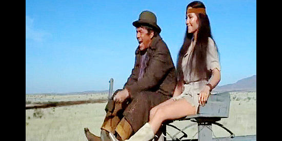 Frank Sinatra as Dingus Magee and Michele Carey as Anna Hot Water, making another getaway in Dirty Dingus Magee (1970)